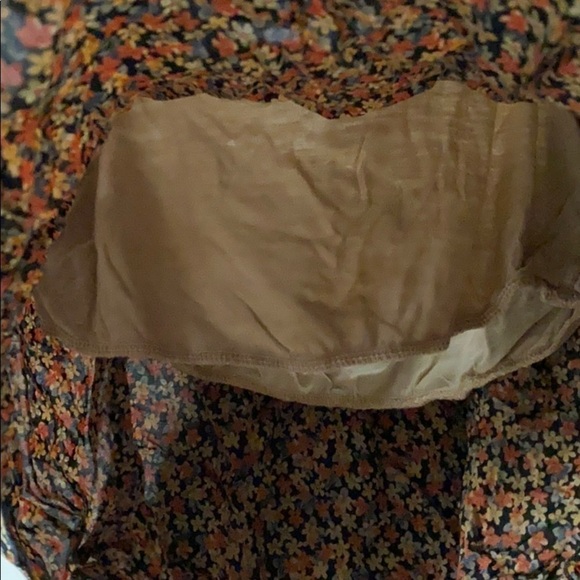 Used brandy Melville crop top size smal - Picture 3 of 7